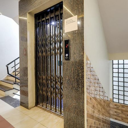 Oyo 16733 Hotel Sunshine Indore Exteriör bild